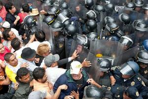 U Meksiku protest 12.000 nastavnika