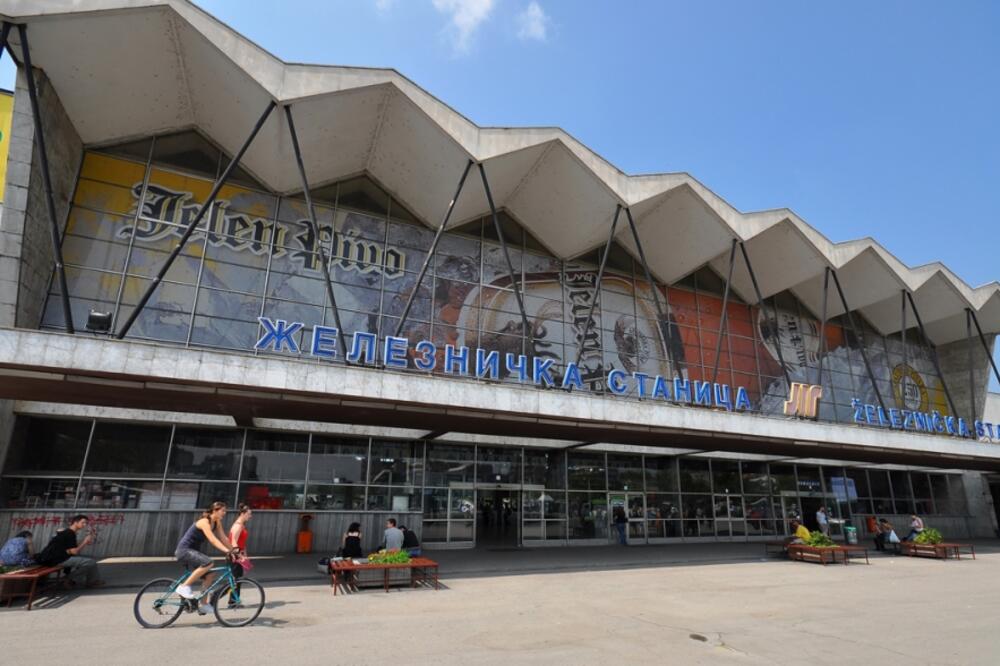 Željeznička stanica u Novom Sadu, Foto: Fotofolio.predragbubalo.com