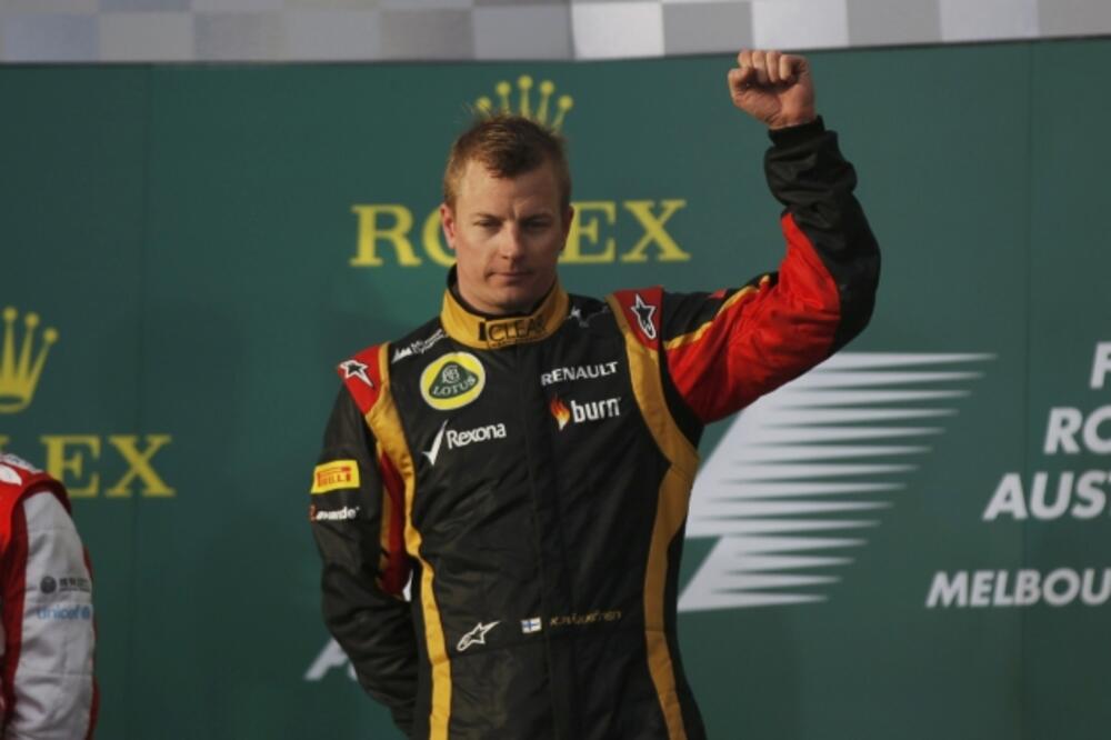 Fernando Alonso, Kimi Raikonen, Sebastijan Fetel, Foto: Reuters