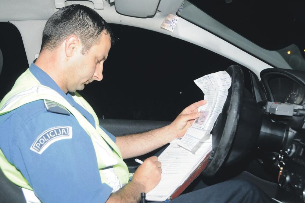 policajci, Foto: Zoran Đurić