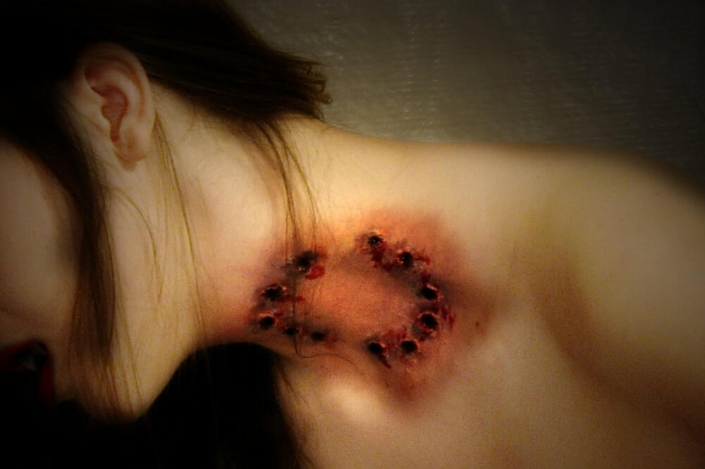 vampir, Foto: Anniepop45.deviantart.com