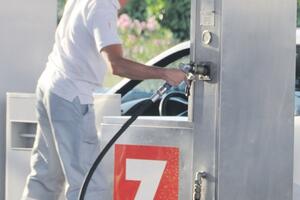 Maloprodajne cijene goriva ostaju iste i naredne dvije sedmice