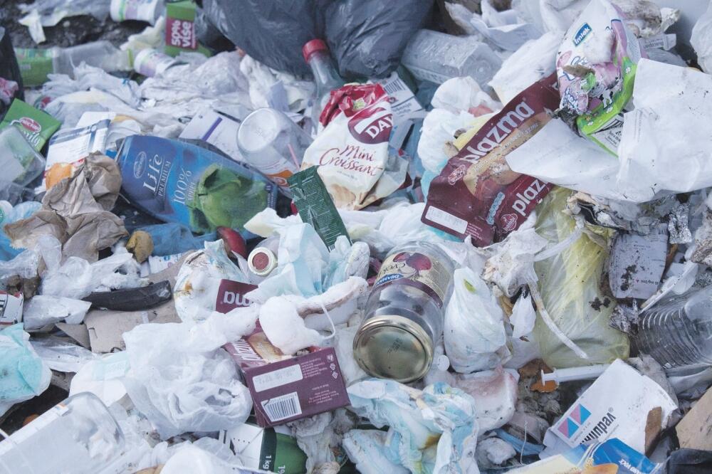 Vasove vode deponija, Foto: Rabrenović