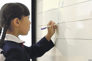 Ljevoruke su primoravali da koriste desnu ruku da ih ne bi...