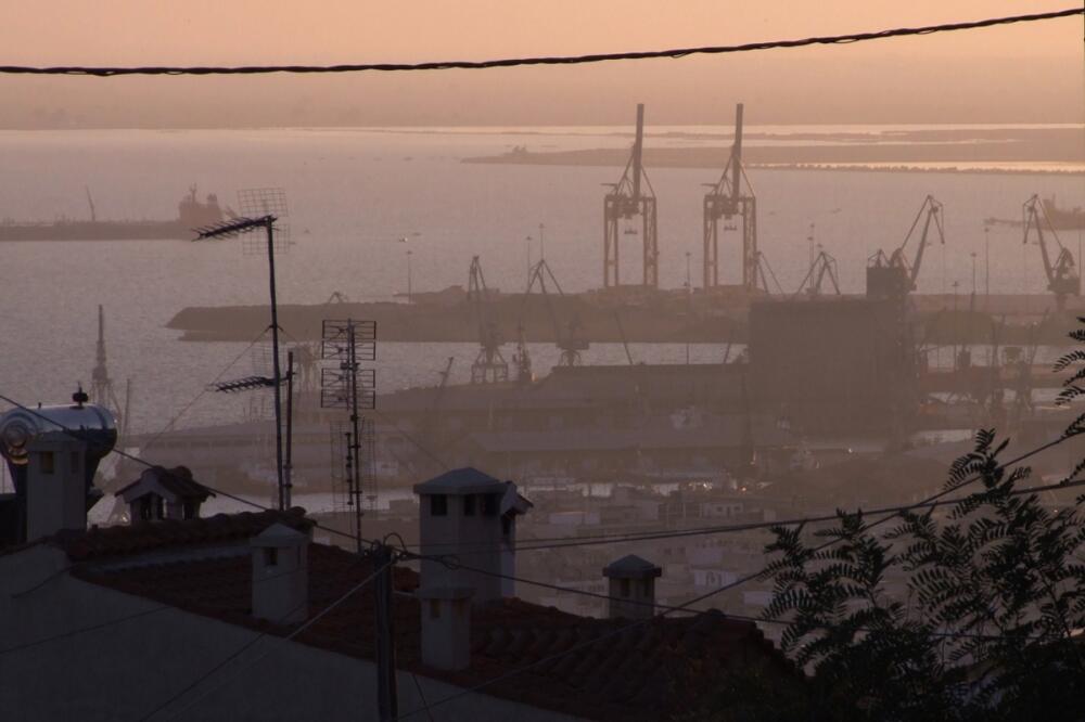 Solunska luka, Foto: Googlemap