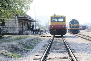 Bijelo Polje: Gluvonijemu djevojku udario voz