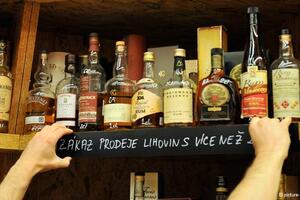 Turska: Sporni zakon o prodaji alkohola uskoro na snazi