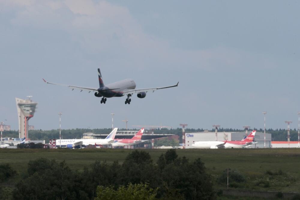 Snoudenov avion, Foto: Reuters
