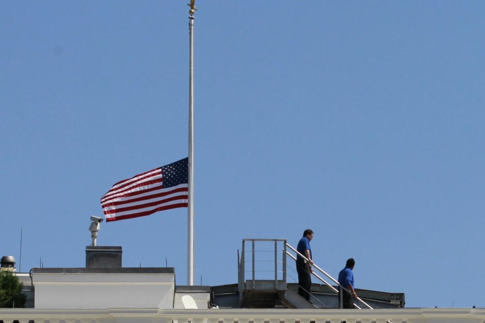 Bengazi, ambasada SAD, Foto: Reuters
