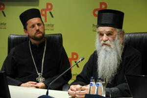 Amfilohije: Evropski gejevi nam sole pamet