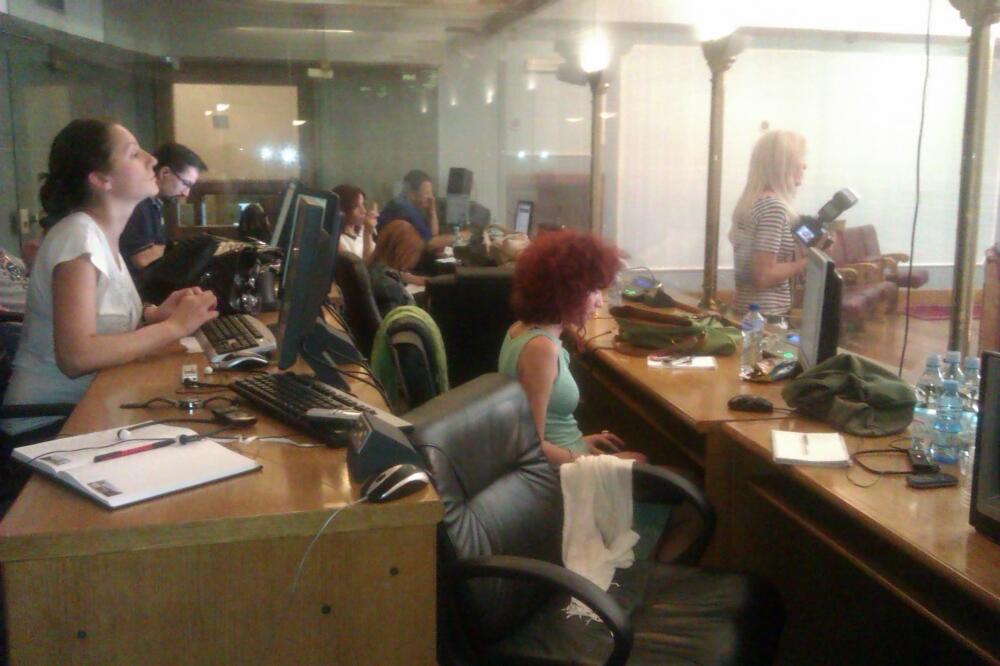 Novinari, Skupština Crne Gore, Foto: Milica Bogdanović