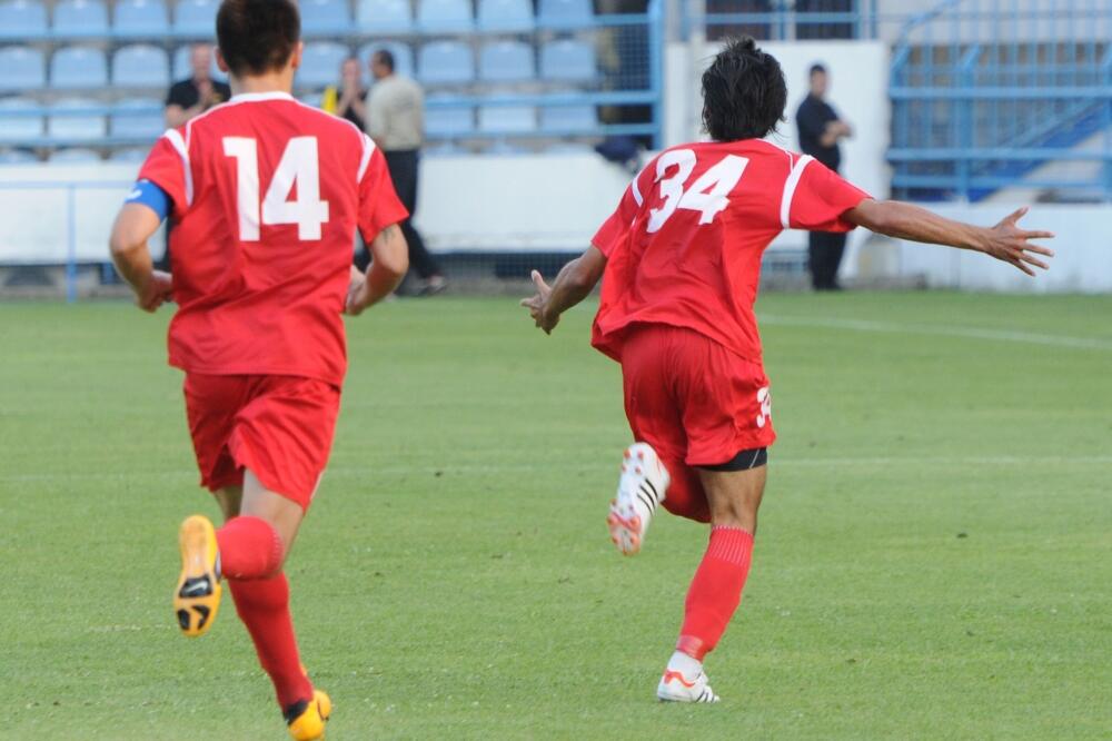 Mladost, Foto: Vesko Belojević