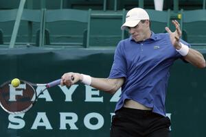 Izner protiv Hjuita u polufinalu Atlante