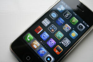 Apple radi na većim ekranima za iPhone i iPad