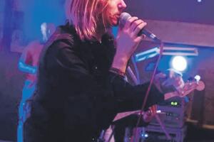 Povratak korijenima: Zvonko Pantović Čipi o bendu i svirci na...