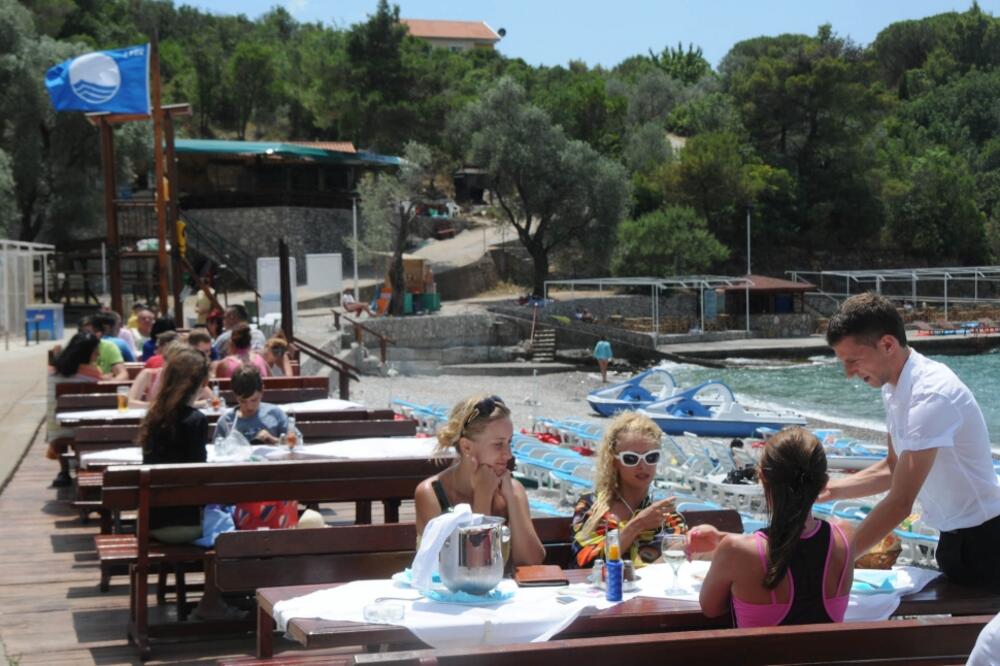 Restoran na plaži Žanjice, Foto: Vesko Belojević