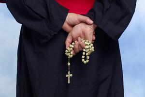 Još jedna homoseksualna romansa u Vatikanu