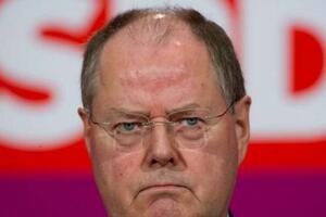 Štajnbrik: Merkelova povrijedila zakletvu