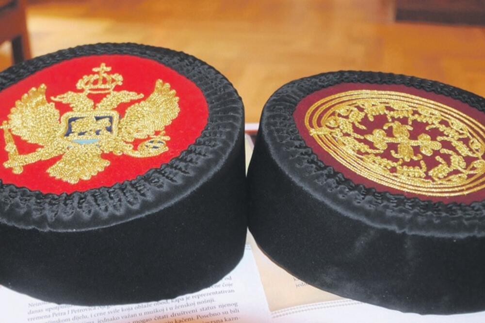 Crnogorske kape, Foto: Boris Pejović