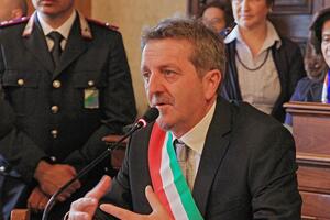 Italija: Gradonačelnik sam kreči kancelariju