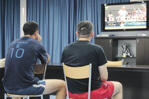 Zavisnici  će moći da vrcaju med i da obrađuju drvo