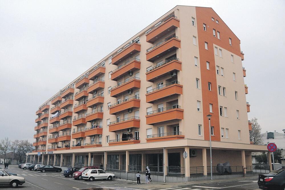 vojna zgrada, Foto: Luka Zeković