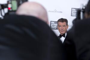 Usvojena ćerka Pirsa Brosnana preminula u Londonu