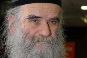 Amfilohije: Homoseksualci i pedofili su isto