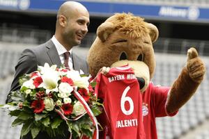 Gvardiolinom treningu prisustvovalo 25.000 navijača