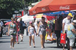 Budva: Trgovci suvenirima prijete blokadom šetališta