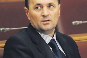 Pozitivna traži saslušanje Numanovića zbog socijalne pomoći pred...