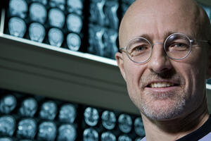 Italijanski neurohirurg tvrdi: Ljekari su spremni za presađivanje...