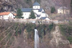 Turista iz Češke stradao u blizini Manastira Morača