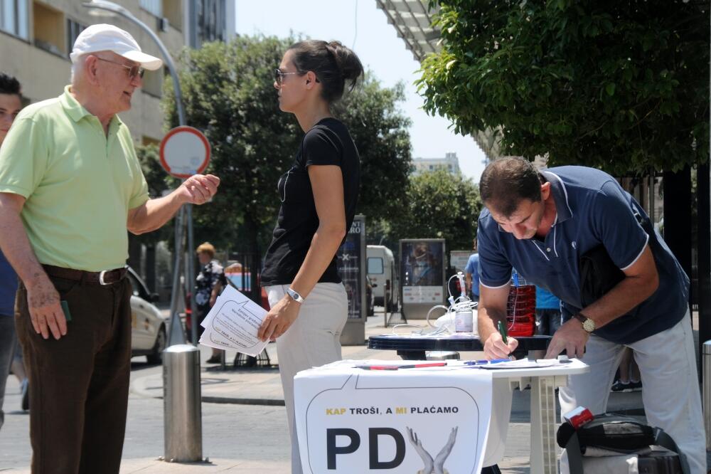 MANS, peticija, Foto: Boris Pejović