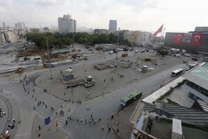 Policija blokirala Taksim i park Gezi
