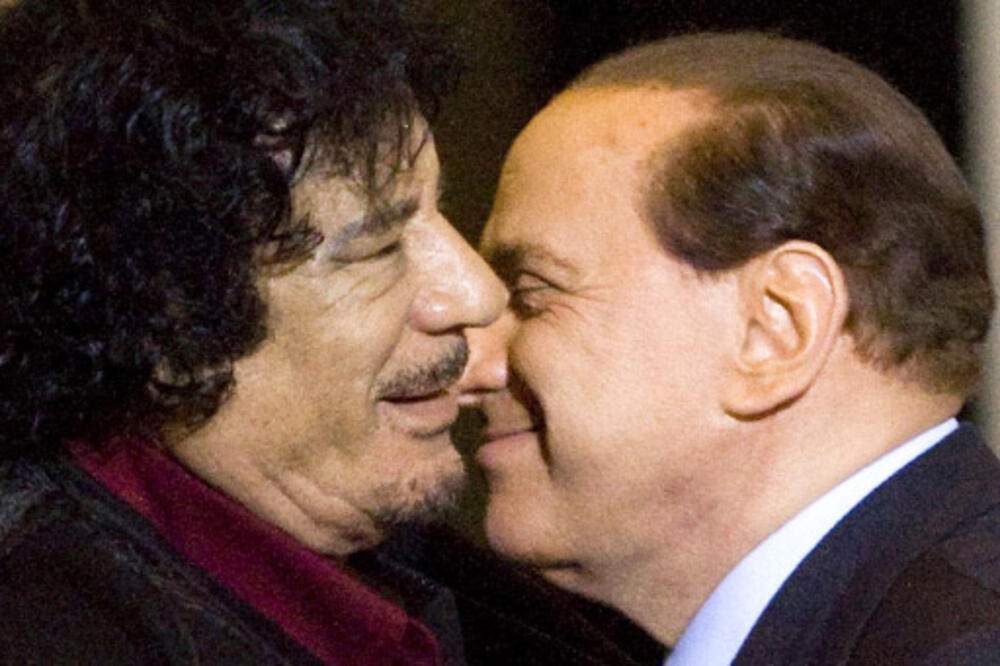 Silvio Berluskoni i Muamer Gadafi, Foto: Pulse