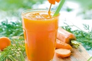 Sok od šargarepe - jutarnja doza zdravlja u čaši