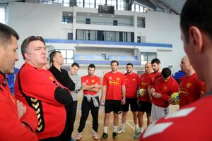 Prekobrojni Simić, Pejović, Vujović i Malović