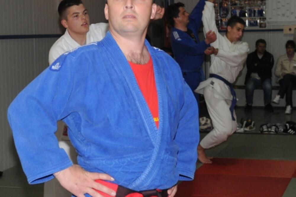 Zoran Prelević, Milenijum, Foto: Savo Prelević