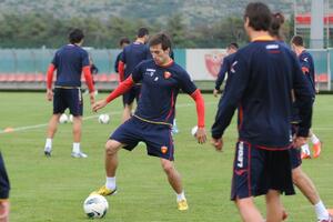 Volkov: Ne smijemo da se zaletimo