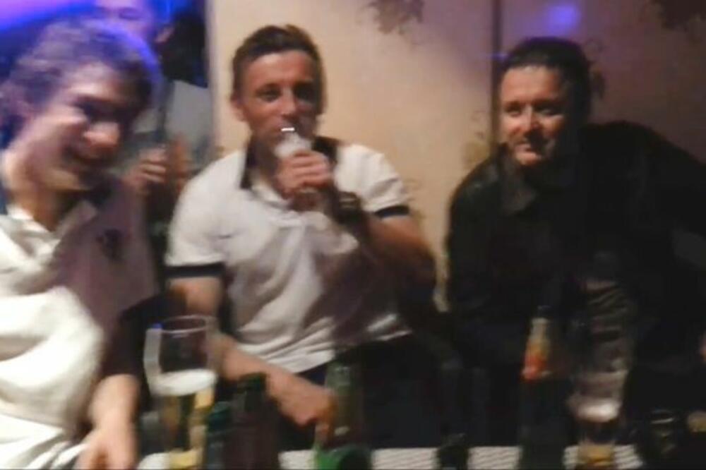 hrvatski fudbaleri sa tompsonom, Foto: Dailyrecord.co.uk