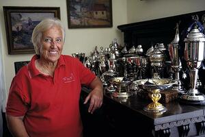 Preminula Jelena Genčić