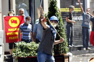 Preokret: Policija se povukla, demonstranti preplavili Trg Taksim