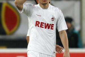 Podolski ispred Klinsmana