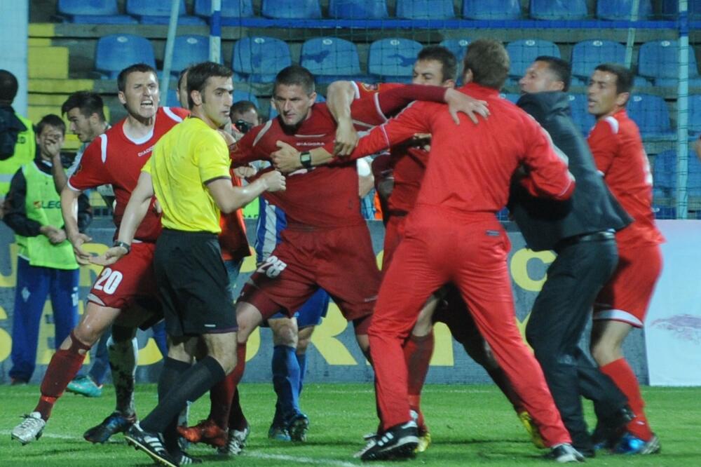 Budućnost-Čelik, Foto: Savo Prelević