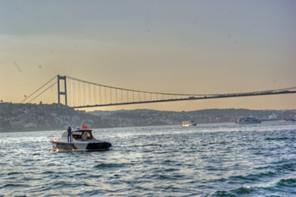 bosfor most, Foto: Istanbulstreets.com