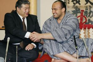 Prvi Afrikanac u elitnoj diviziji sumo rvanja u Japanu
