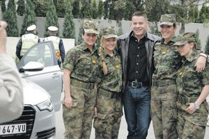 Vlado Georgijev dobio ulogu u seriji i glumiće sebe