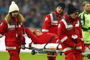 Badštuber 10 mjeseci van terena