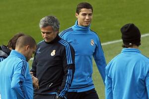 Ronaldo: Murinjo i ja ostajemo u Realu